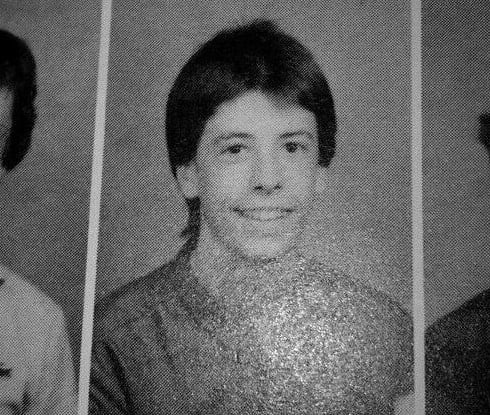 Dave Grohl short hair pic